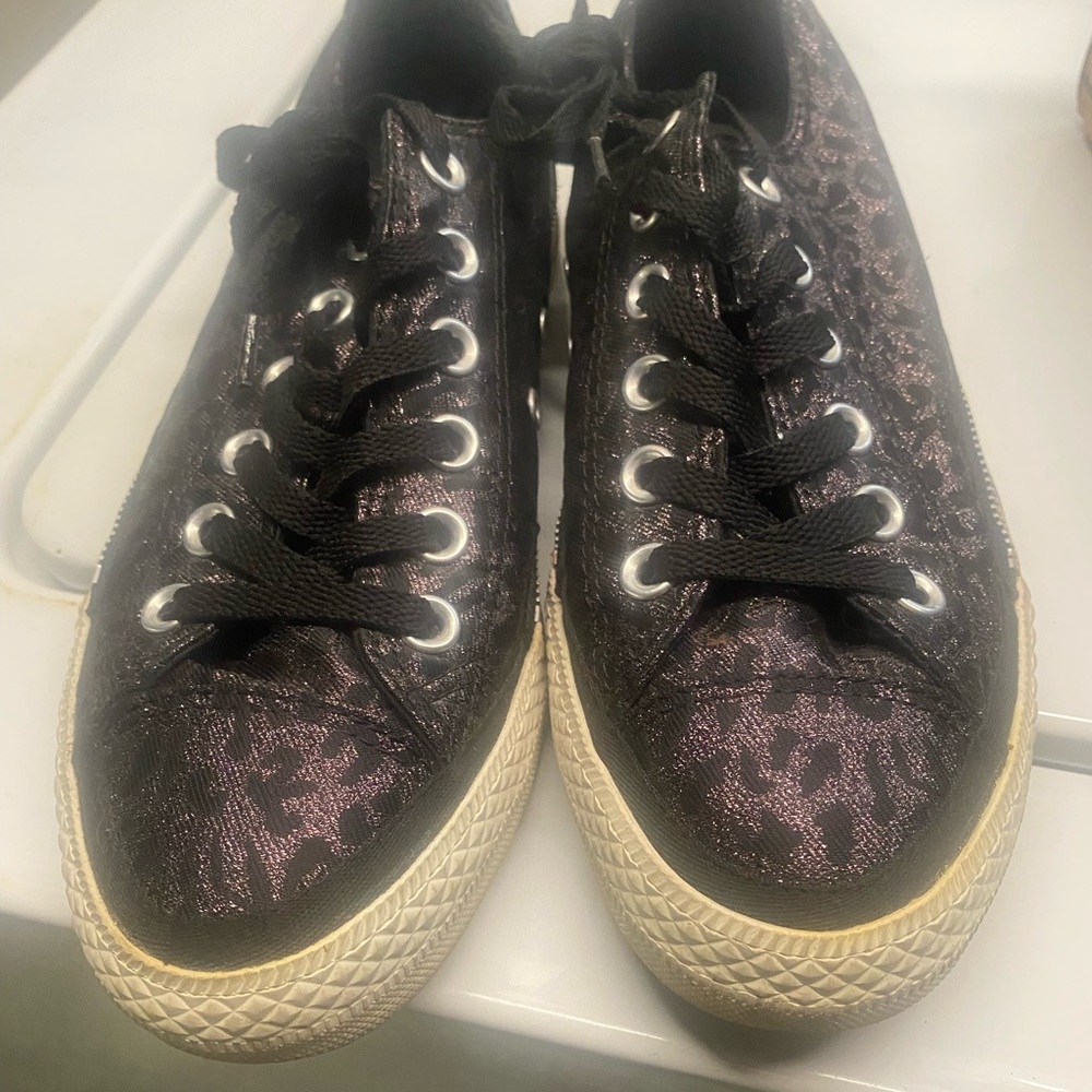 Converse- Women’s Size 7- Leopard/Glitter Sneakers.